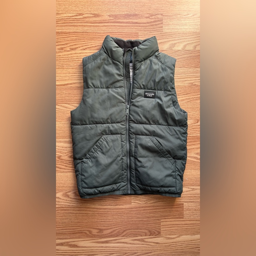 Abercrombie & Fitch Kids Forest Gray Puffer Zip Vest Size 11/12